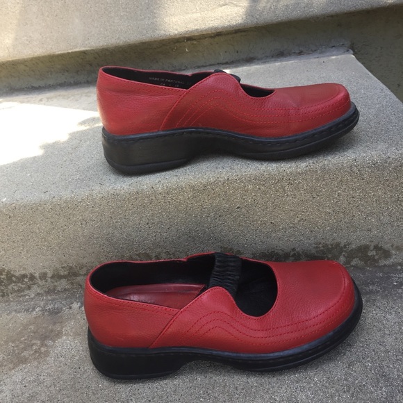 Dansko Red Mary Janes size 37 - Picture 4 of 8